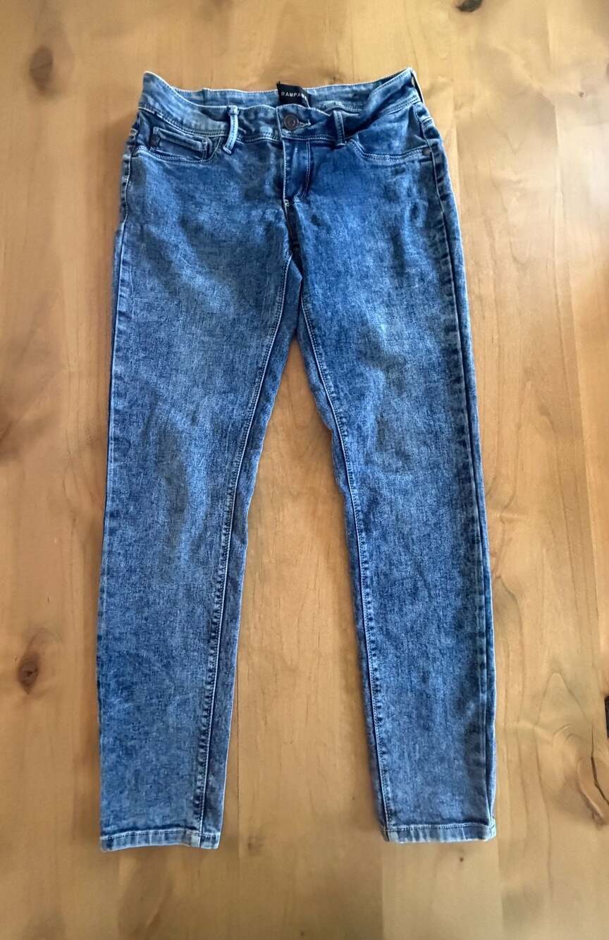 Rampage Women's Acid Wash Skinny Jeans Size 5